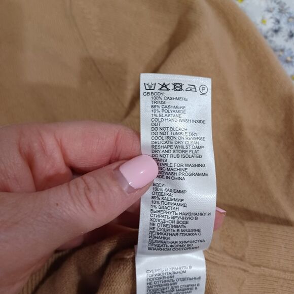 Reiss Men’s Regal 100% Cashmere Roll Neck Sweater in Camel Biege Size M - Picture 10 of 10